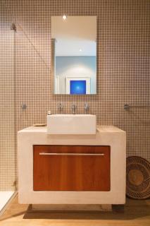 New! Child Friendly Camps Bay Family home with a Pool & Mountain View - 7