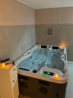 VILLA M Rustic & Spa - - 5