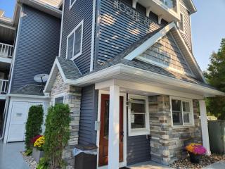 North Shore Inn TC 205 - 1