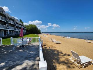 North Shore Inn TC 308 - Traverse City - 8