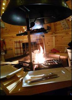 Country Farmhouse hot tub bbq hut - 3