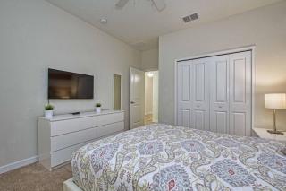 Spacious 6 Bed Home with Pool in Prime Storey Lake Location - Kissimmee - 6