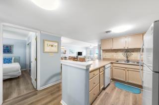 Holiday Surf and Racquet Unit 324 - Destin - 5
