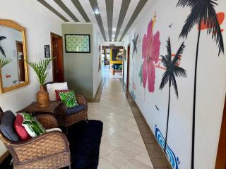 Casa de CINEMA 3 suites, 50m da Praia da Ferradura - 8