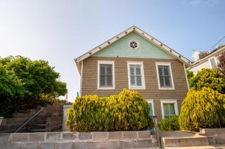 Diana Luxury Retreat: Private Beach and Vineyards - Wading River - 4