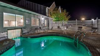 Best Western Dodgeville Inn & Suites - 1