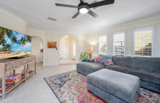 Palaco Grande - CC - Cape Coral - 4
