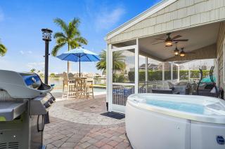 Cape Lake House Lake Front - Lochmoor Waterway Estates - 5