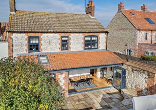 The Castle - Thornham - Thornham - 0