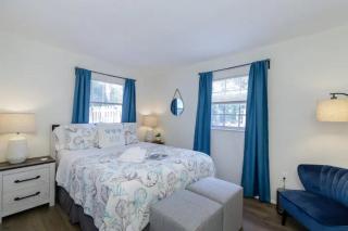 Dreamy Bay Apartment 2bed 1bath with full kitchen and laundry - 5