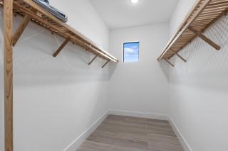 Scenic Modern Waterfront Stay w Heated Pool and Spa - Cape Coral - 5