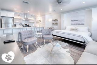 Suite Y'all - 9