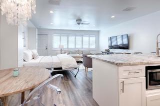 Suite Y'all - 4