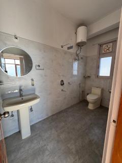 Hues & Trails Homestay - 7