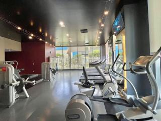 Luxury Suite on Beachwalk with Pool Gym & Beach - 3