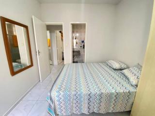 Apartamento Mobiliado com 3 Quartos, sendo 1 suíte - 4