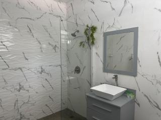 Beachtown Luxury Villas Apt 103 - 9