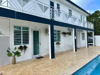 Beachtown Luxury Villas Apt 103 - 1
