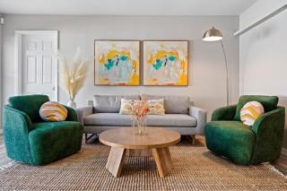 Pool - Near Beach - Outdoor Games for Family - Close to DT - 6