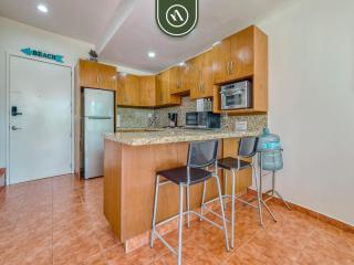 Beachfront 2BR Condo with Pool and Beachclub - Nuevo Vallarta - 4