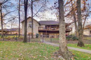 Lakefront Home with Furnished Deck in Grove! - 9