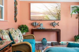 Pool - Hot tub - E-bikes - Gym - Near Beach - Family Home - Sint-Petersburg - 5