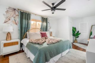 Hot Tub - Mins to Anna Maria - Heated Pool -Arcade for Family - Bradenton - 1