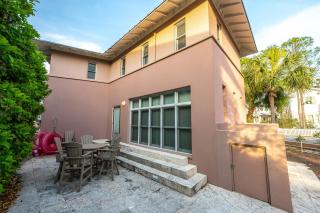 Grand Tortuga Crush - 9