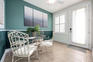 Fishers Oasis - 8