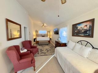 Victorian Inn Bed And Breakfast - Marblehead - 7