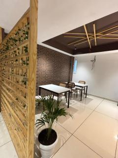 Back Stayz Laxman Jhula - 5