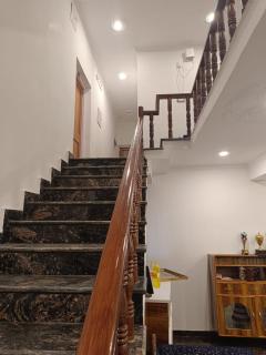 Book inn apartment - Srinagar - 7
