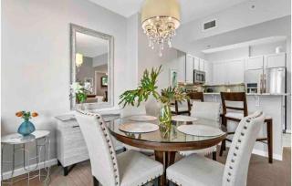 Pink Sunsets at the Palms of Destin Across from Beach, Heated Pool Shuttle & Dining - Destin - 5