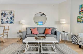 5 Star Resort 6th fl 2BR 2 BATH King Suite Shuttle Pools Family - Destin - 6