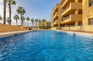 Tropical Sunset Paradise with Pool and Free Parking - Sotogrande - 0