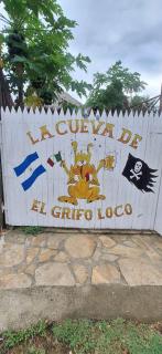 Hostal La Cueva del Grifo Loco surf&Bikers - Miramar - 0