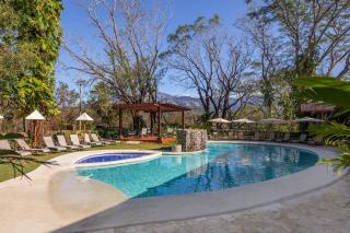 Hacienda Guachipelin Volcano Ranch Hotel & Hot Springs - 0