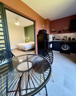 Studio avec jardin & piscine - vue forêt - 5