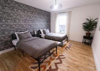 June Avenue Oasis - Saint John - 2