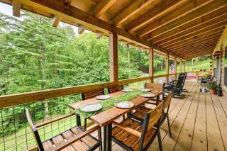 Charming 3BR Cabin with Hot Tub and Fire Pit Near WCU - Cullowhee - 7