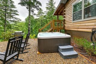 Charming 3BR Cabin with Hot Tub and Fire Pit Near WCU - Cullowhee - 8