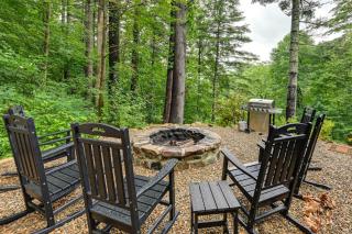 Charming 3BR Cabin with Hot Tub and Fire Pit Near WCU - Cullowhee - 9