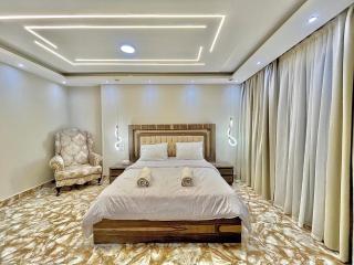 Central And Luxe 3 Bed In A Gated Compound With Gym - 4