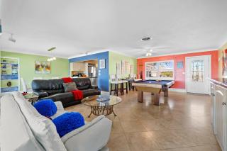 4bd 2ba Waterfront House with Pool, Hot Tub & Boat! - 5