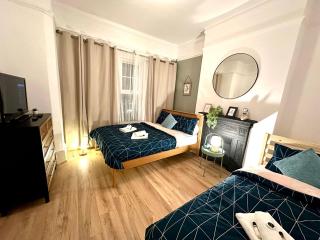Delux Rooms Near City Centre - London - 8