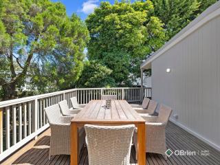 Beachcomber Getaway - Smiths Beach - 3