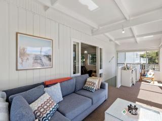 Beachcomber Getaway - Smiths Beach - 1