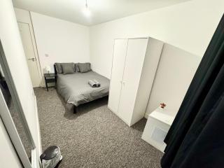 Comfy small double room Westbury-on-Trym - Bristol - 0