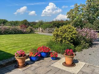 Granary Cottage - Saint Twynnells - 2