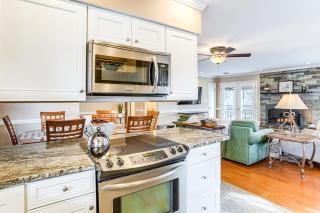 Massanutten Resort Getaway with Game Room! - McGaheysville - 2